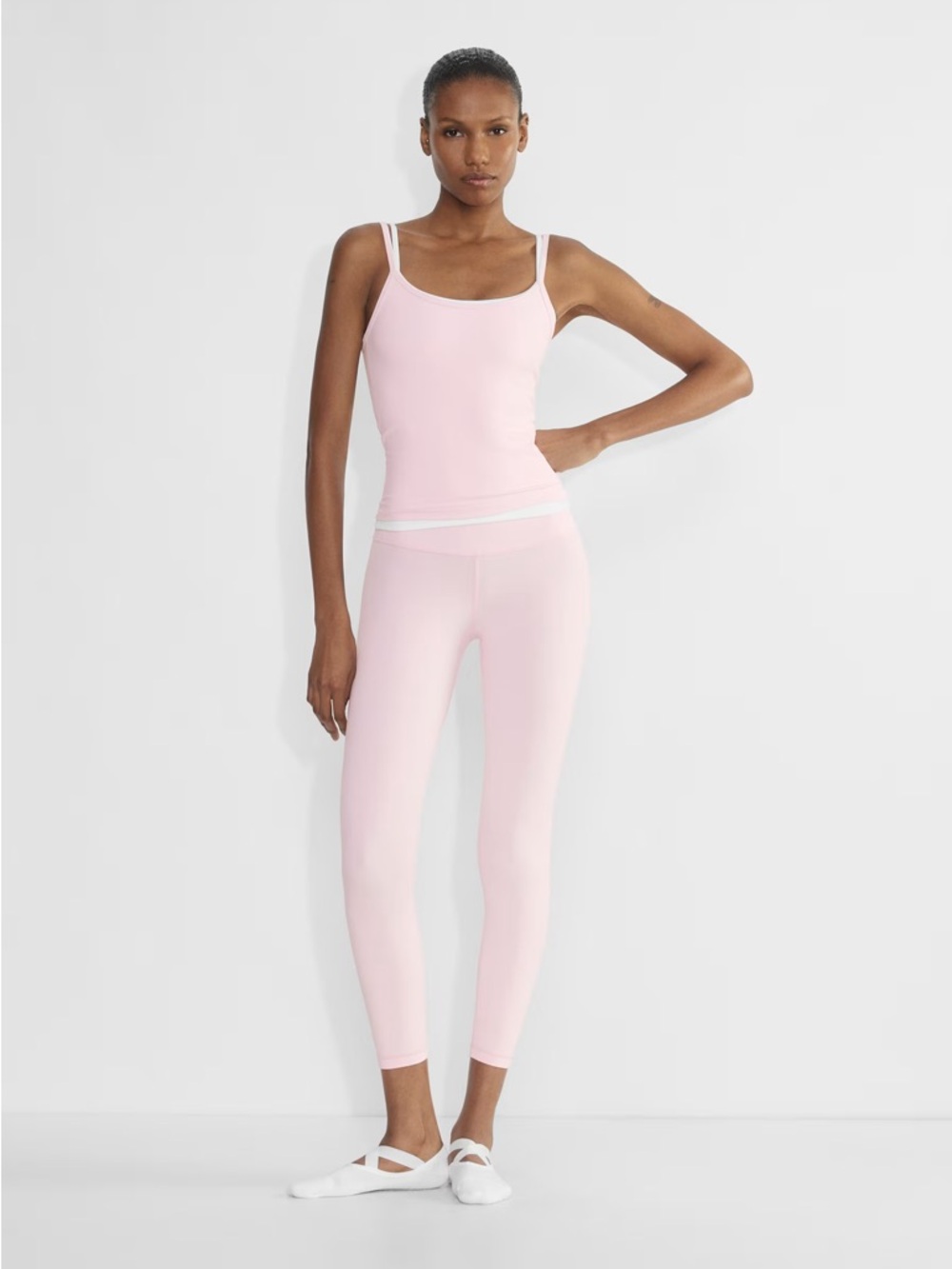 Aritzia TNA BUTTER Cheeky Hi-Rise 24” Legging NWT